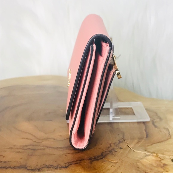 Michael Kors Jet Set Large Trifold Wallet - Picture 3 of 8